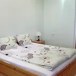 Хотел семеен велеви